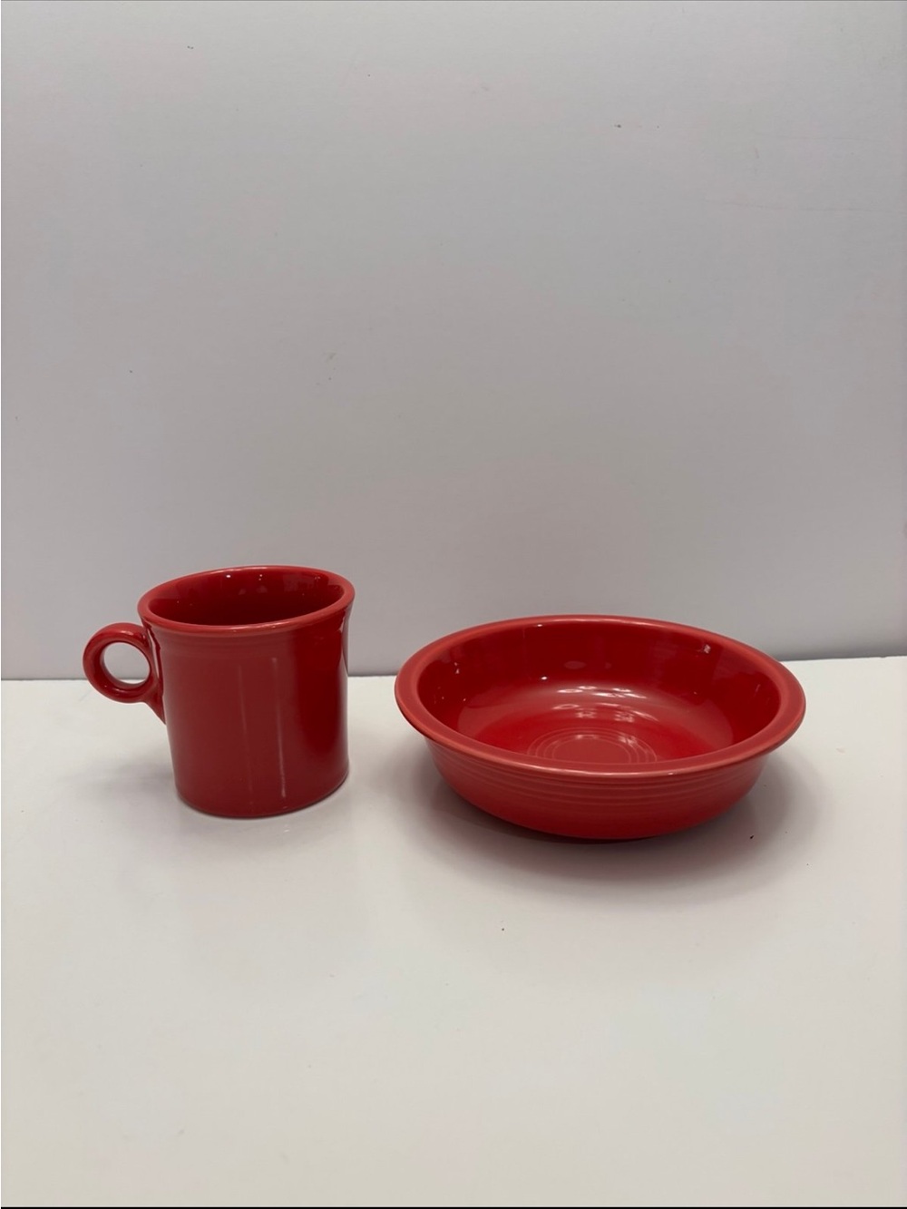 Fiesta red mug and bow set